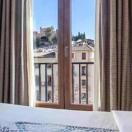 Macia Plaza Hotell 2*