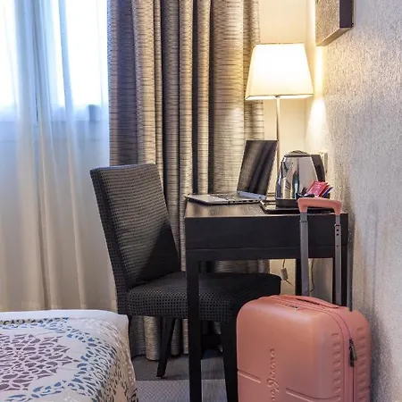 Macia Plaza Hotell Granada