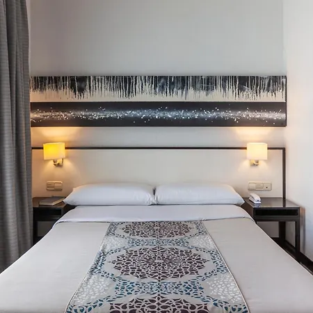 Hotell Macia Plaza