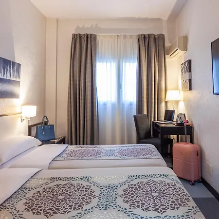 Macia Plaza 2* Granada
