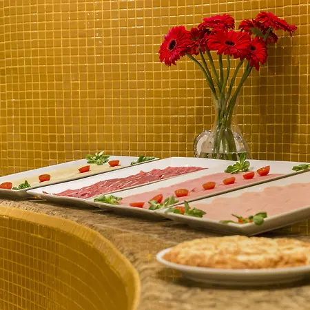 Hotel Macia Plaza 2*