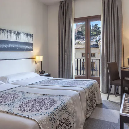 Hotell Macia Plaza Granada
