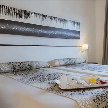 Hotell Macia Plaza 2*