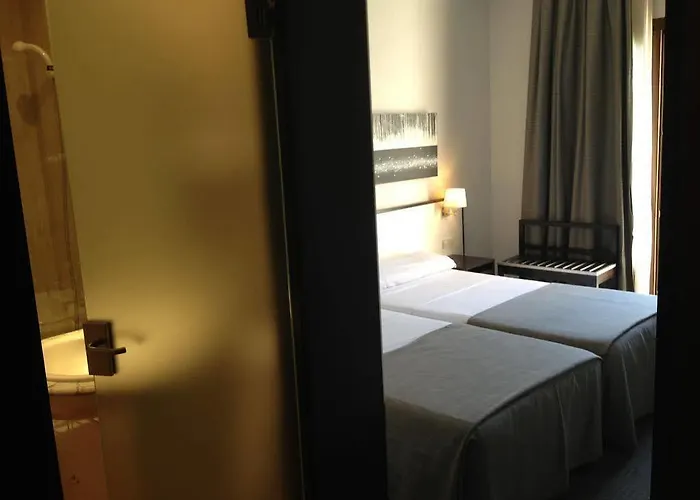 Macia Plaza Hotel 2*