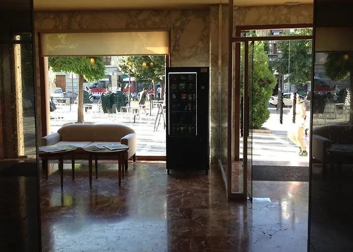 Macia Plaza 2* Granada