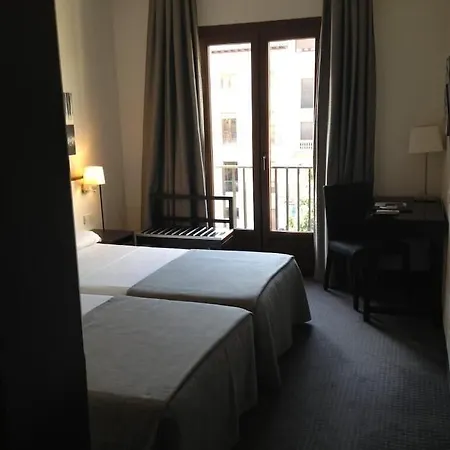 Hotel Macià Plaza 2*
