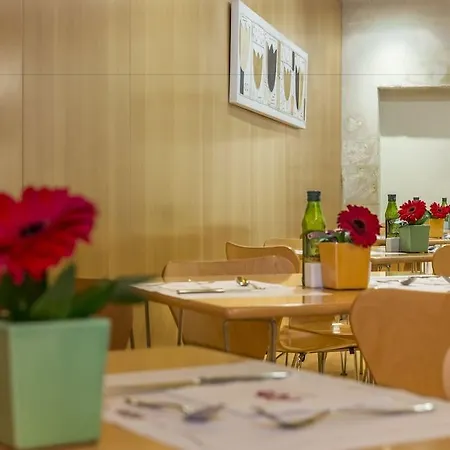 Ξενοδοχείο Macia Plaza 2*