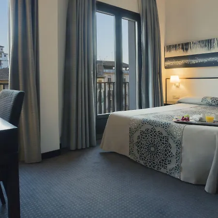Macia Plaza Hotel