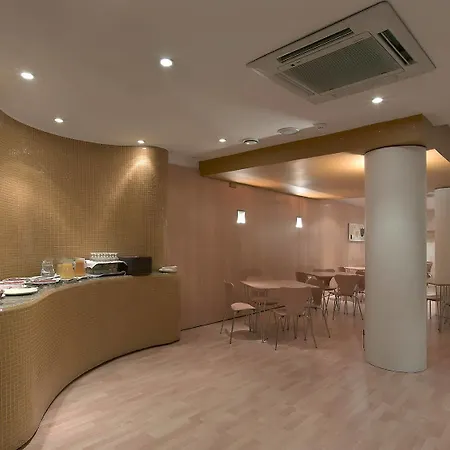 Hotel Macia Plaza Granada