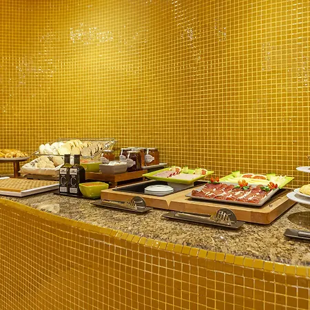 Macia Plaza 2* グラナダ