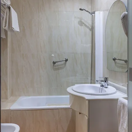 ホテル Macia Plaza グラナダ