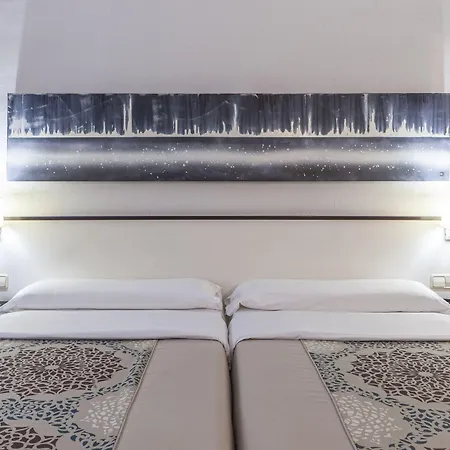 Macia Plaza ホテル 2*